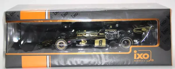 Formule 1 Lotus 72D #8 'John Player special' GP Great Britain 1972 - 1:24 - IXO Models