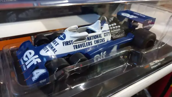 Formule 1 Tyrrell P34 Elf Ford #4 GP Belgium 1977 - 1:24 - IXO Models Formule 1 Tyrrell P34 Elf Ford #4 GP Belgium 1977 - 1:24 - IXO Models
