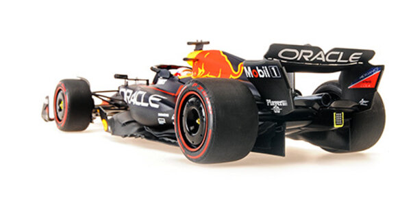 Formule 1 Oracle Red Bull Racing RB19 #1 2nd Sprint Race Qatar GP 2023 - 1:18 - Minichamps Formule 1 Oracle Red Bull Racing RB19 #1 2nd Sprint Race Qatar GP 2023 - 1:18 - Minichamps