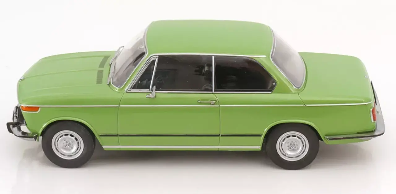 BMW BMW L2002 Tii 2-Series 1974 - 1:18 - KK Scale BMW BMW L2002 Tii 2-Series 1974 - 1:18 - KK Scale