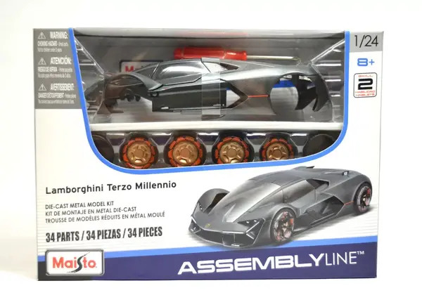 Lamborghini Lamborghini Terzo Millenio 2020 (Kit) - 1:24 - Maisto