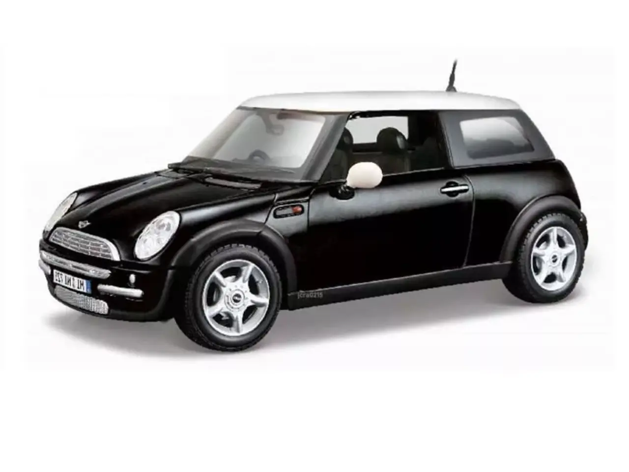 Mini Mini Cooper R50 2001 - 1:24 - Maisto Mini Mini Cooper R50 2001 - 1:24 - Maisto