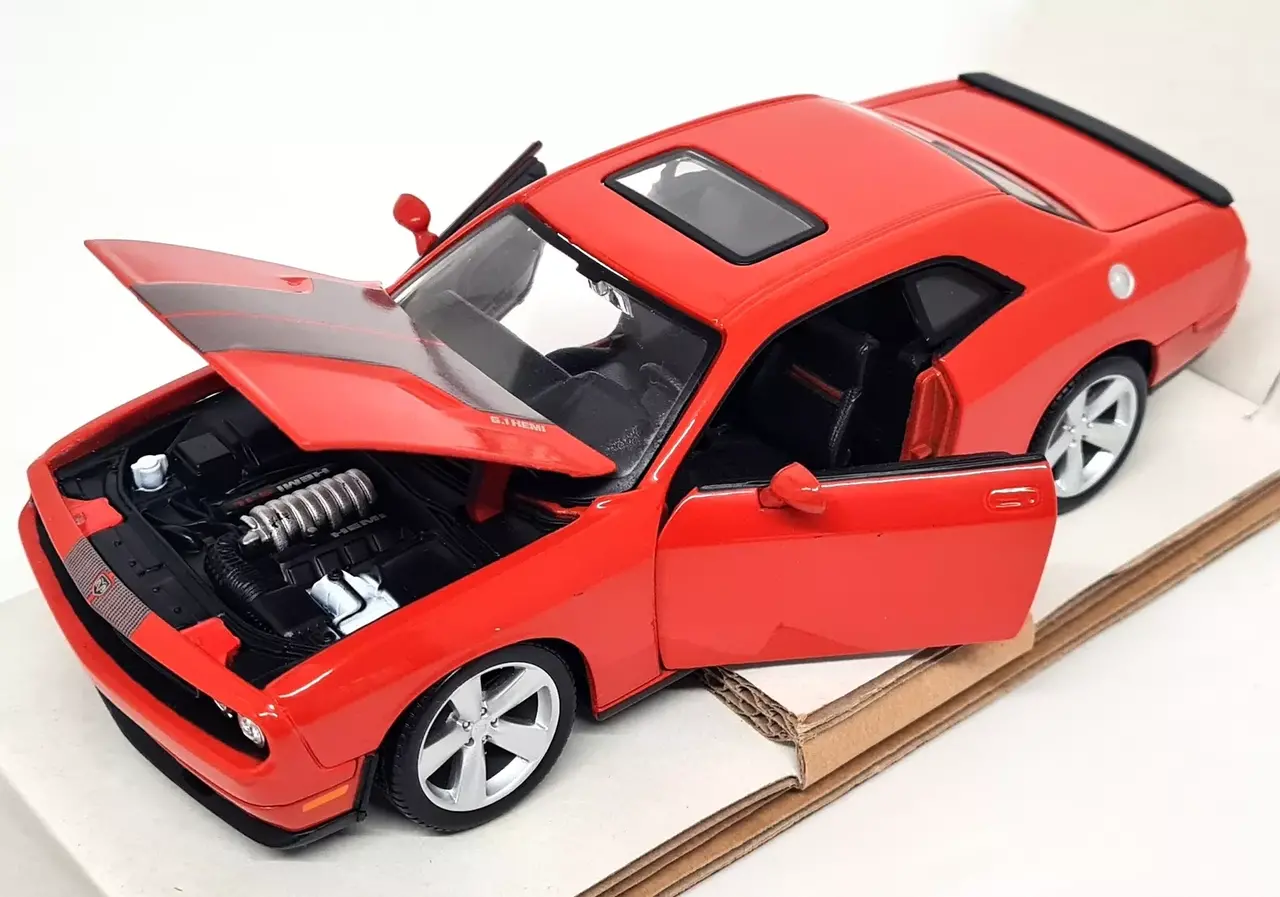 Dodge Dodge Challenger SRT 2008 - 1:24 - Maisto Dodge Dodge Challenger SRT 2008 - 1:24 - Maisto