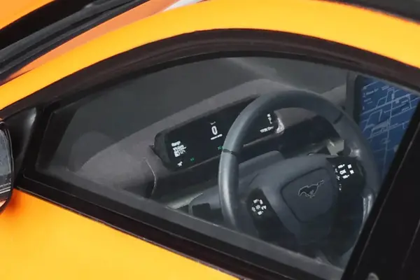 Ford Ford Mustang Mach-E GT Performance - 1:18 - Otto Mobile Models