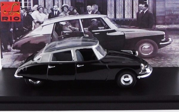 Citroen Citroen DS 19 Prestige - Transparent Roof - 'Visit Jaqueline Kennedy Paris 1961' - 1:43 - Rio Citroen Citroen DS 19 Prestige - Transparent Roof - 'Visit Jaqueline Kennedy Paris 1961' - 1:43 - Rio