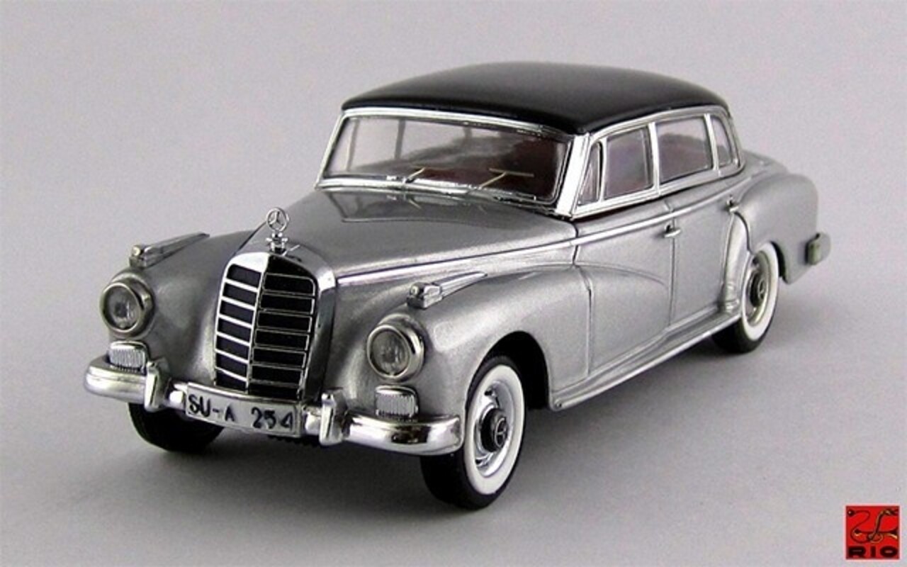 Mercedes-Benz Mercedes-Benz 300 L (W189) 1951 'Adenauer' - 1:43 - Rio Mercedes-Benz Mercedes-Benz 300 L (W189) 1951 'Adenauer' - 1:43 - Rio