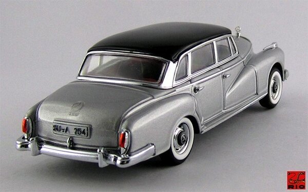 Mercedes-Benz Mercedes-Benz 300 L (W189) 1951 'Adenauer' - 1:43 - Rio Mercedes-Benz Mercedes-Benz 300 L (W189) 1951 'Adenauer' - 1:43 - Rio