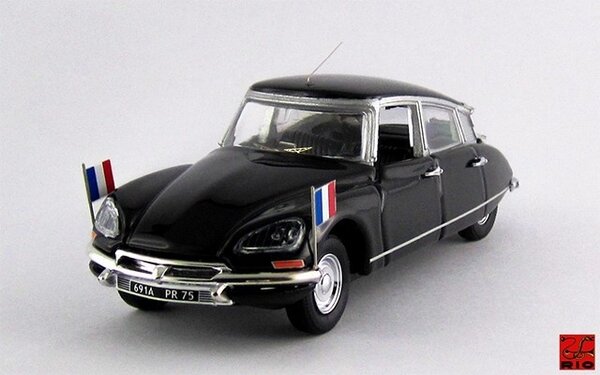 Citroen Citroen DS 21 Presidential Car 1974 'Giscard D'Estaing'  - 1:43 - Rio Citroen Citroen DS 21 Presidential Car 1974 'Giscard D'Estaing'  - 1:43 - Rio