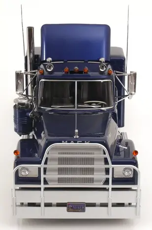 Kenworth Mack RL700L Tractor 6x4 1974 - 1:18 - Road Kings Kenworth Mack RL700L Tractor 6x4 1974 - 1:18 - Road Kings