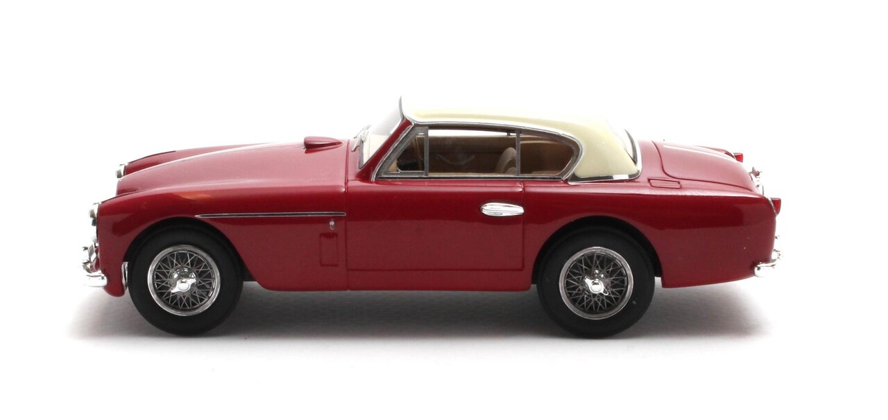 Aston Martin Aston Martin DB2-4 FHC Notchback 1955 - 1:43 - Matrix Scale Models