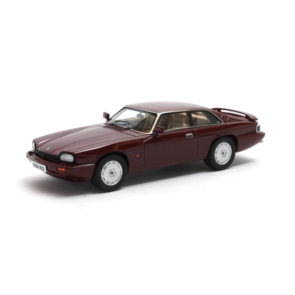 Matrix 1:43 Jaguar XJ Spyder Concept Pininfarina Closed Top 1978 argent MX51001-052 modèle