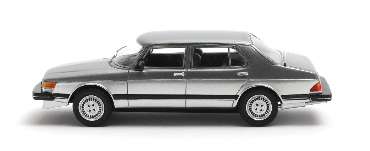 Saab Saab 900 CD Turbo 1986 - 1:43 - Matrix Scale Models