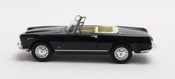 Alfa Romeo Alfa Romeo 2600 Spider Cabriolet Open 1962-1965 - 1:43 - Matrix Scale Models