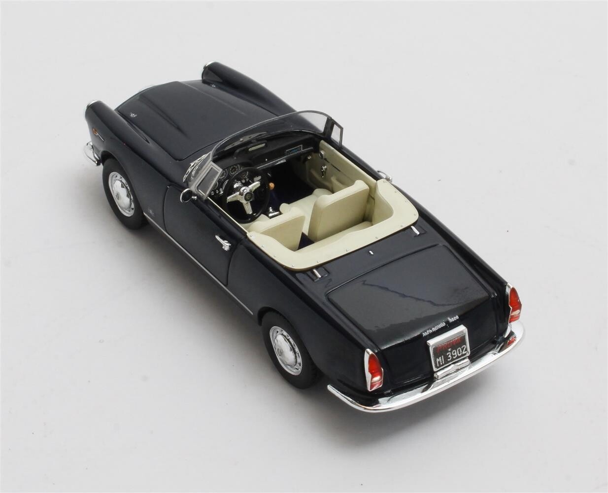 Alfa Romeo Alfa Romeo 2600 Spider Cabriolet Open 1962-1965 - 1:43 - Matrix Scale Models Alfa Romeo Alfa Romeo 2600 Spider Cabriolet Open 1962-1965 - 1:43 - Matrix Scale Models