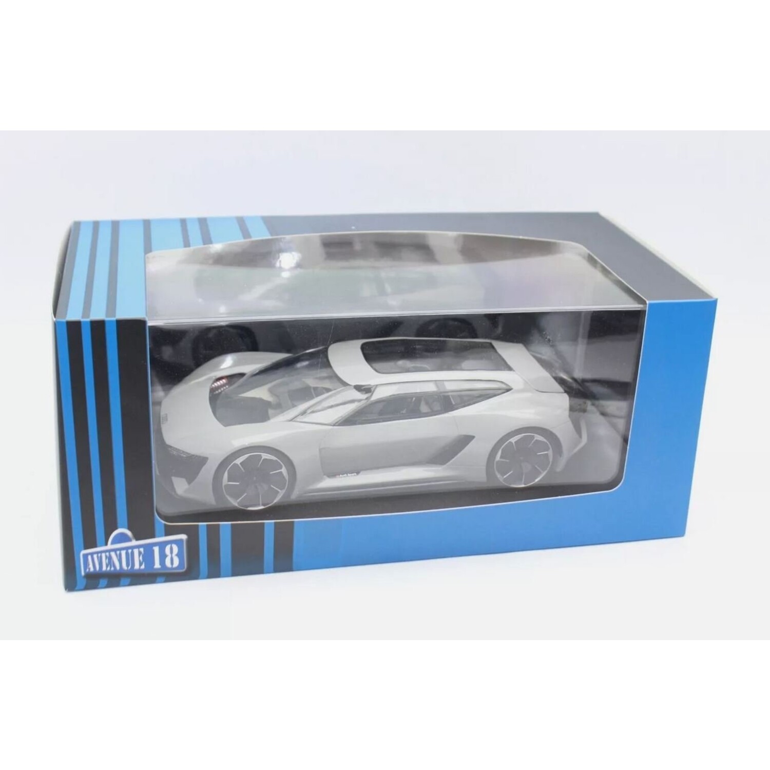 audi-audi-pb18-e-tron-118-