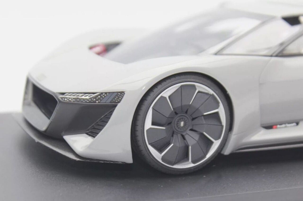 Audi Audi PB18 e-tron - 1:18 - Avenue 18 (by AutoCult)