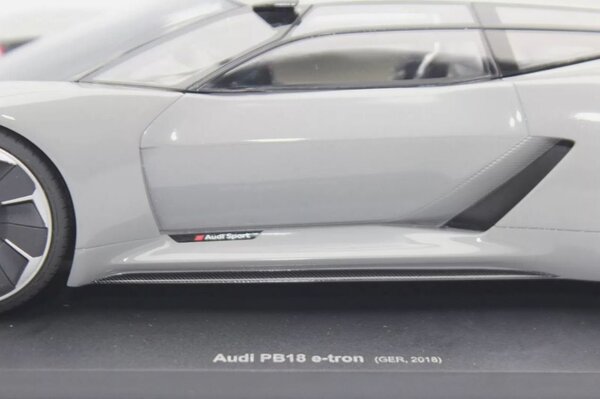 Audi Audi PB18 e-tron - 1:18 - Avenue 18 (by AutoCult)