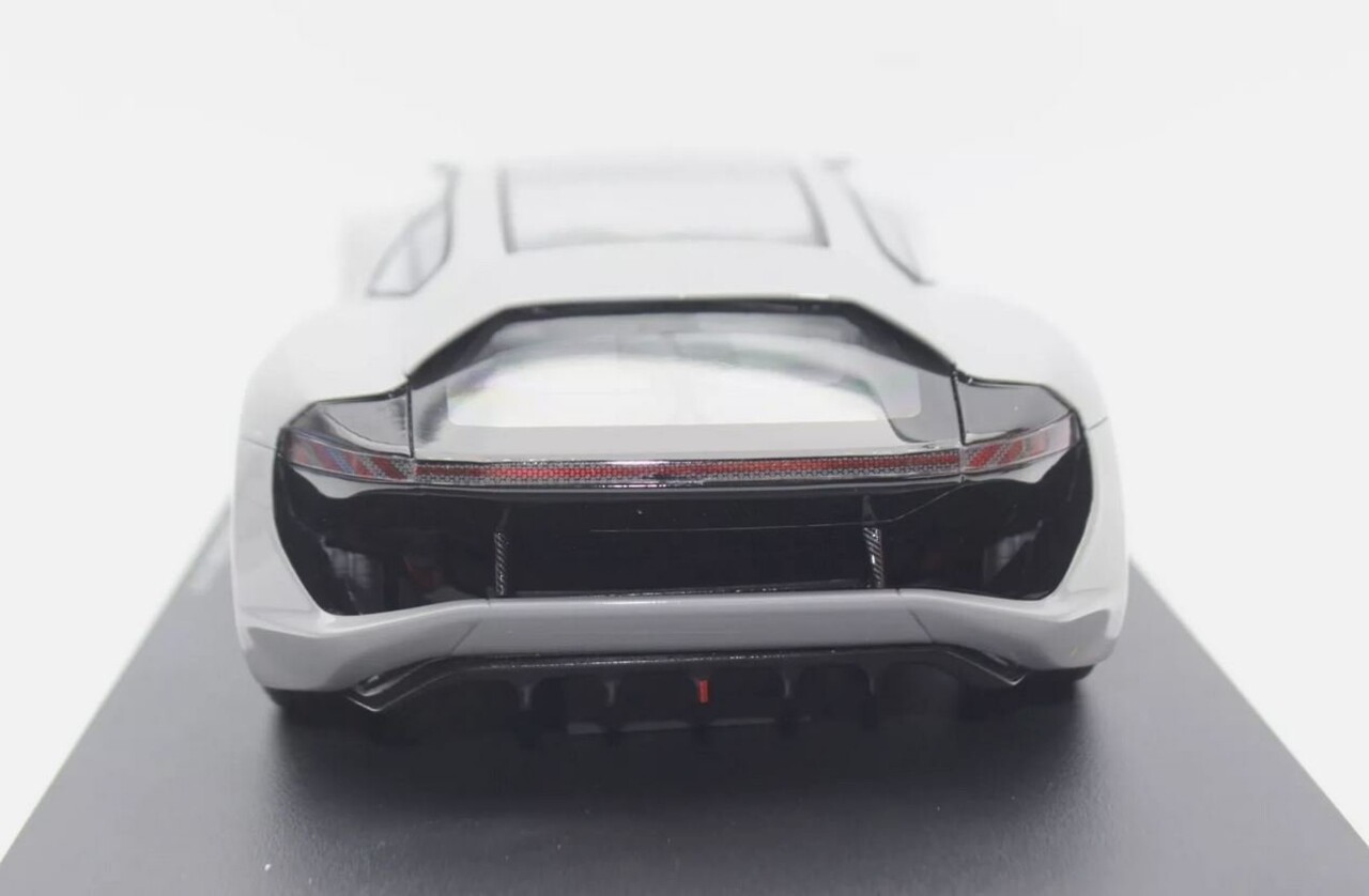 Audi Audi PB18 e-tron - 1:18 - Avenue 18 (by AutoCult)