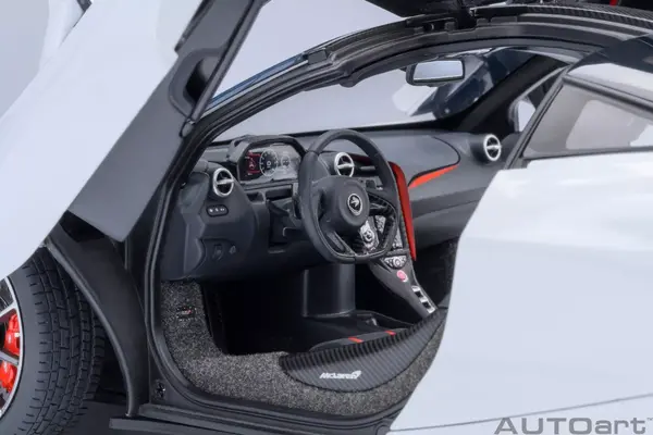 McLaren McLaren 720S 2017 - 1:18 - AUTOart