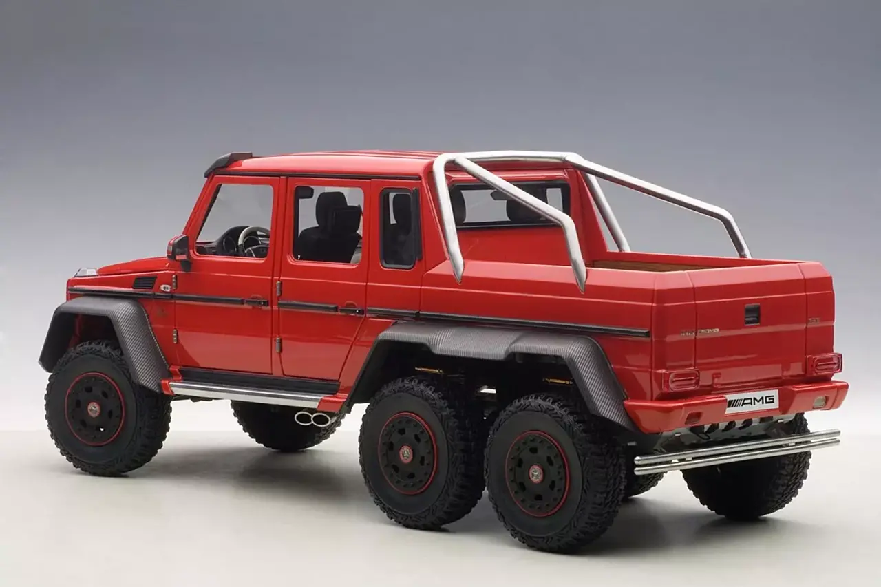 Mercedes-Benz Mercedes-Benz G63 AMG 6x6 - 1:18 - AUTOart Mercedes-Benz Mercedes-Benz G63 AMG 6x6 - 1:18 - AUTOart