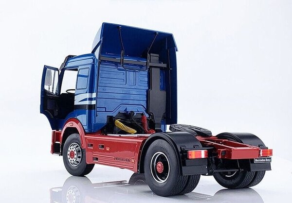 Mercedes-Benz Mercedes-Benz 1853 SK II - 1:18 - Modelcar Group