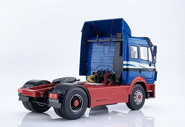 Mercedes-Benz Mercedes-Benz 1853 SK II - 1:18 - Modelcar Group