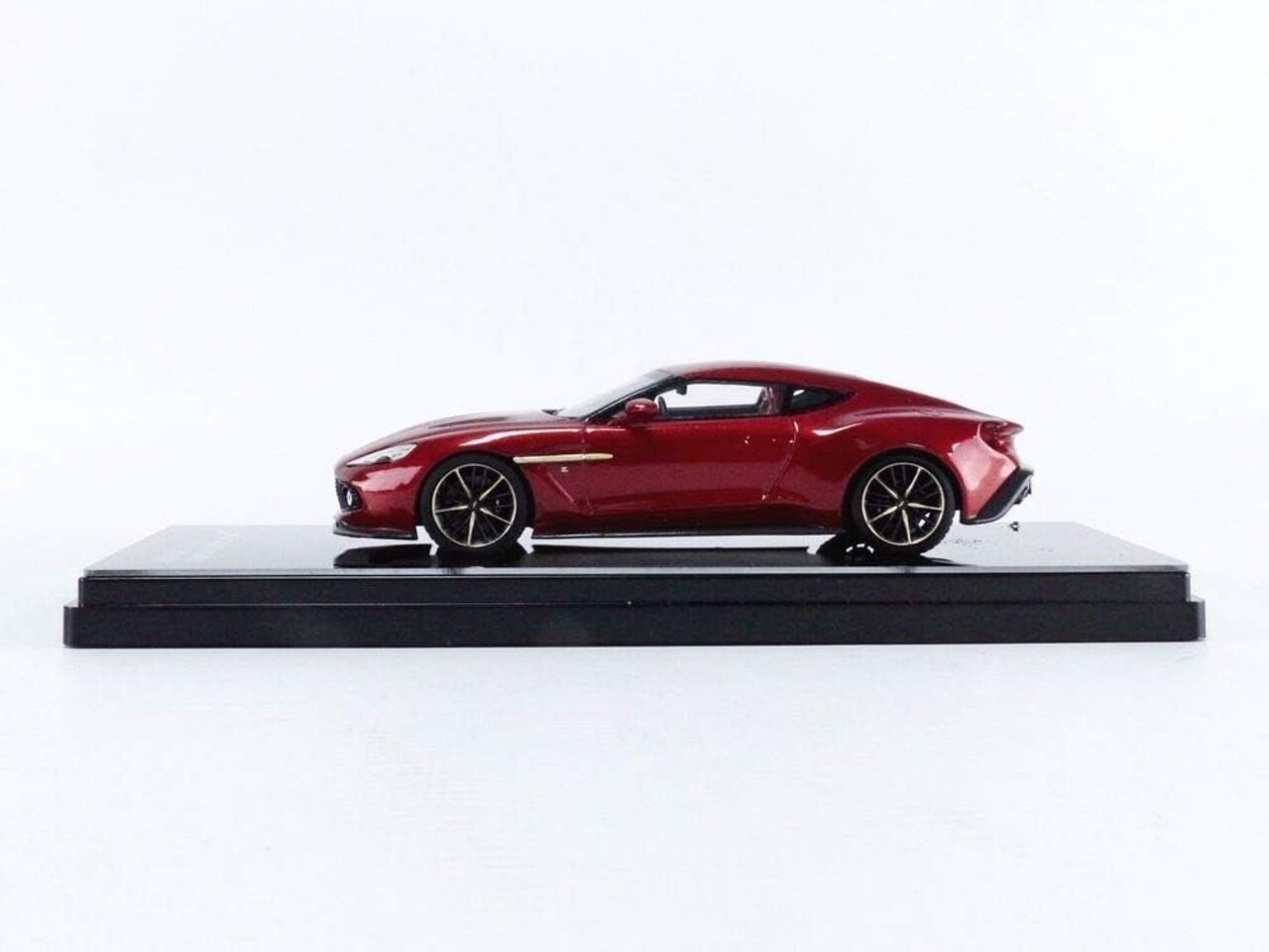 Aston Martin Aston Martin Vanquish Zagato - 1:43 - TrueScale Miniatures
