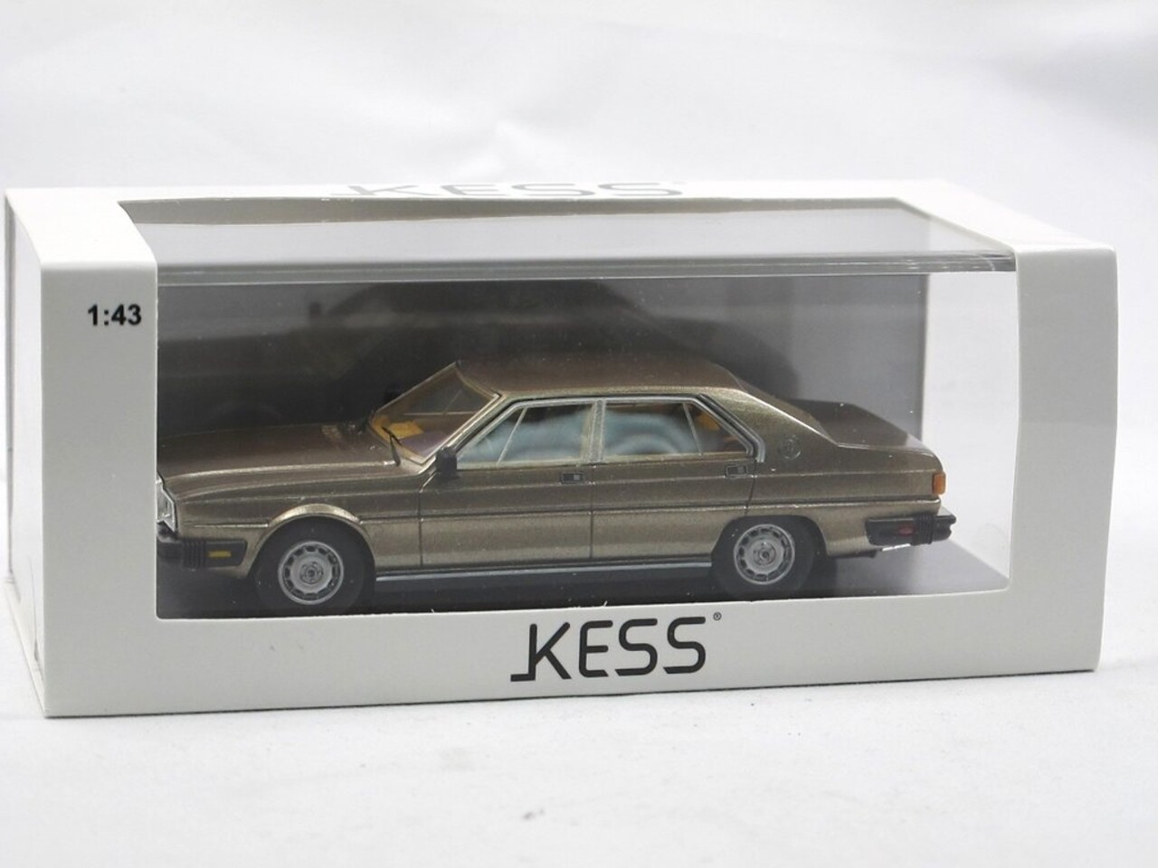 Maserati Maserati Quattroporte 4.9 1983 - 1:43 - KESS Maserati Maserati Quattroporte 4.9 1983 - 1:43 - KESS