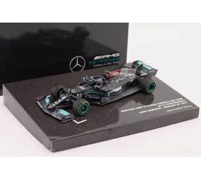 Formule 1 Mercedes-AMG Petronas F1 Team W12 E Perf. #44 Hungary GP 2021 - 1:43 - Minichamps Formule 1 Mercedes-AMG Petronas F1 Team W12 E Perf. #44 Hungary GP 2021 - 1:43 - Minichamps