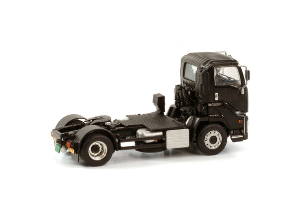 Isuzu Isuzu Giga Short Cab 4x2 'Black' - 1:50 - WSI Models