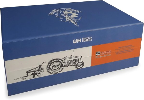 Fordson Fordson Super Dexta + Ransomes Plough - 1:32 - Universal Hobbies