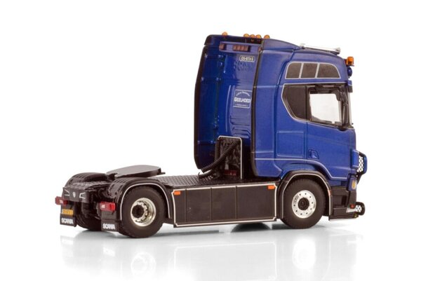 Scania Scania R Highline CR20H 6x2 Tag Axle + Tridec Reefer Trailer 3 Axle "Janssens Transport & Zn's"  - 1:50 - WSI Models Scania Scania R Highline CR20H 6x2 Tag Axle + Tridec Reefer Trailer 3 Axle "Janssens Transport & Zn's"  - 1:50 - WSI Models