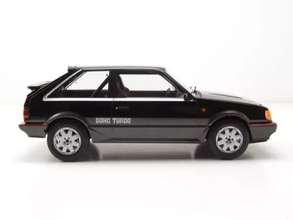 Mazda Mazda 323 4WD Turbo 1989  - 1:24 - Whitebox Mazda Mazda 323 4WD Turbo 1989  - 1:24 - Whitebox
