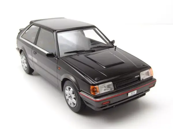 Mazda Mazda 323 4WD Turbo 1989  - 1:24 - Whitebox Mazda Mazda 323 4WD Turbo 1989  - 1:24 - Whitebox