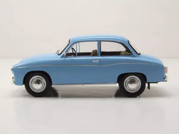 Moskvitch Syrena 105 1975 - 1:24 - Whitebox Moskvitch Syrena 105 1975 - 1:24 - Whitebox