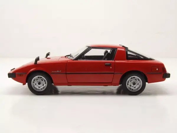 Mazda Mazda RX-7 RHD 1980 - 1:24 - Whitebox Mazda Mazda RX-7 RHD 1980 - 1:24 - Whitebox