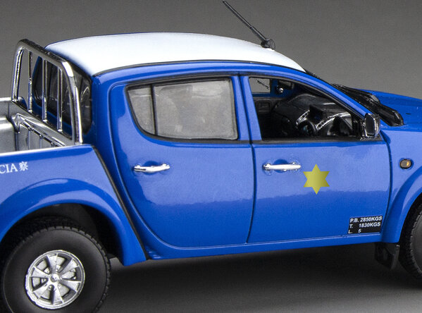 Mitsubishi Mitsubishi L200 Pick-Up 'Macau Police' - 1:43 - Vitesse/SunStar Mitsubishi Mitsubishi L200 Pick-Up 'Macau Police' - 1:43 - Vitesse/SunStar