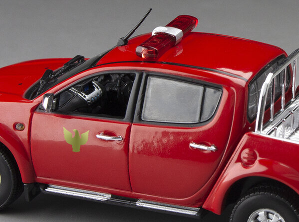 Mitsubishi Mitsubishi L200 Pick-Up 'Macau Fire Department' - 1:43 - Vitesse/SunStar