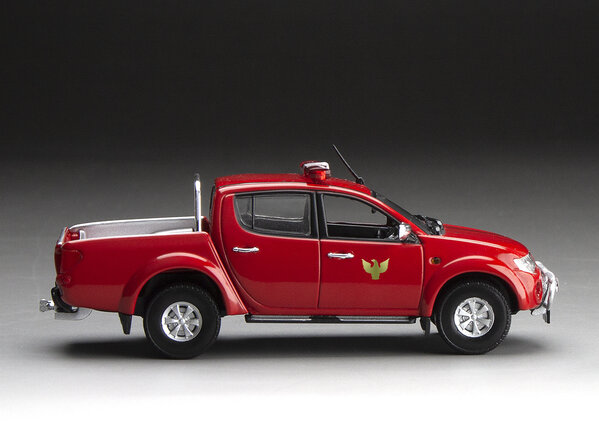 Mitsubishi Mitsubishi L200 Pick-Up 'Macau Fire Department' - 1:43 - Vitesse/SunStar