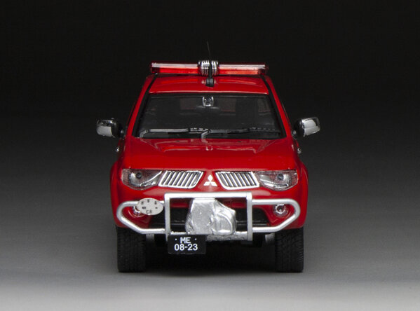 Mitsubishi Mitsubishi L200 Pick-Up 'Macau Fire Department' - 1:43 - Vitesse/SunStar