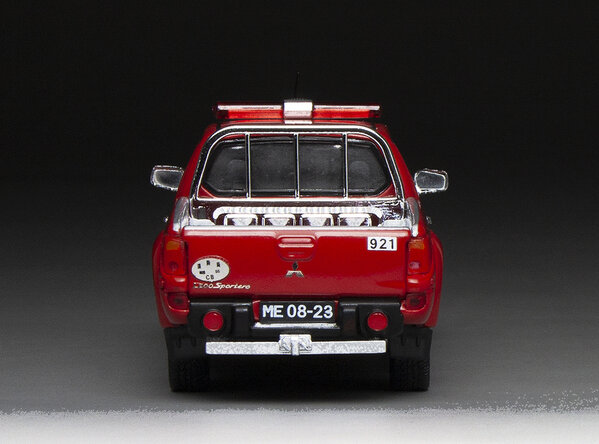 Mitsubishi Mitsubishi L200 Pick-Up 'Macau Fire Department' - 1:43 - Vitesse/SunStar