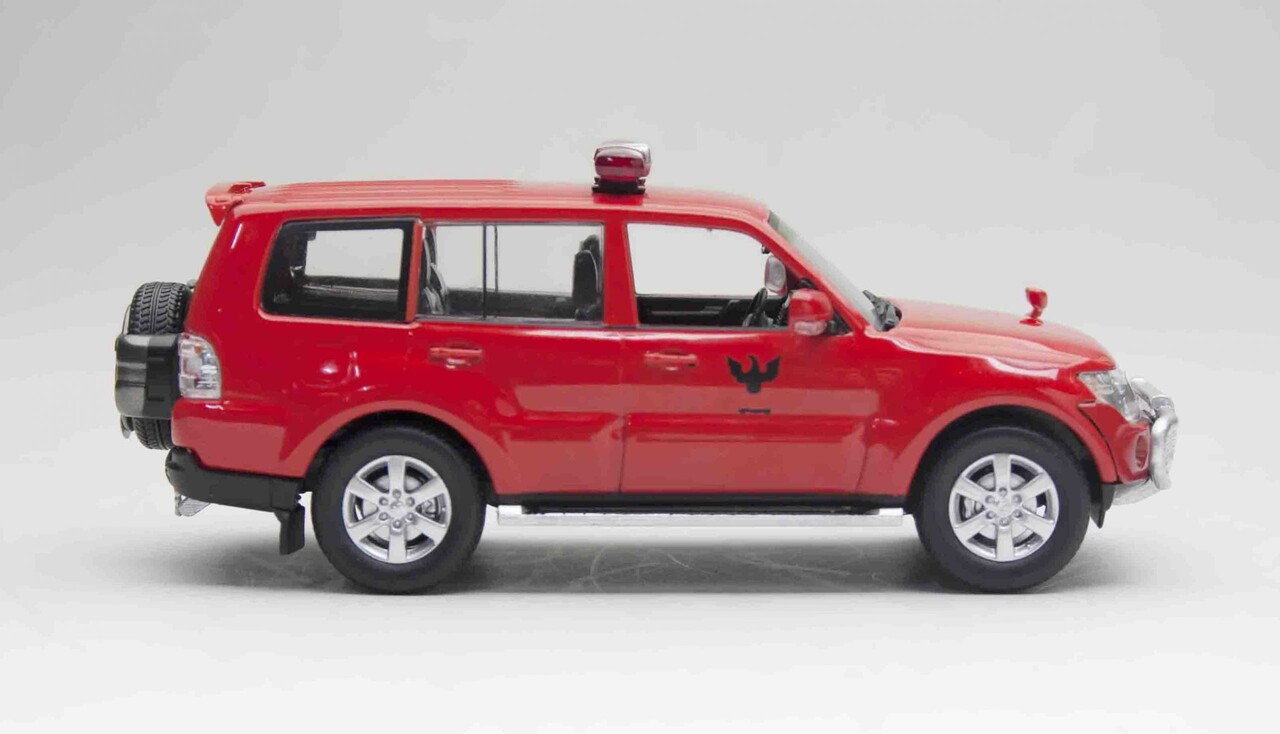 Mitsubishi Mitsubishi Pajero 'Macau Fire Department' 2011 - 1:43 - Vitesse/SunStar Mitsubishi Mitsubishi Pajero 'Macau Fire Department' 2011 - 1:43 - Vitesse/SunStar