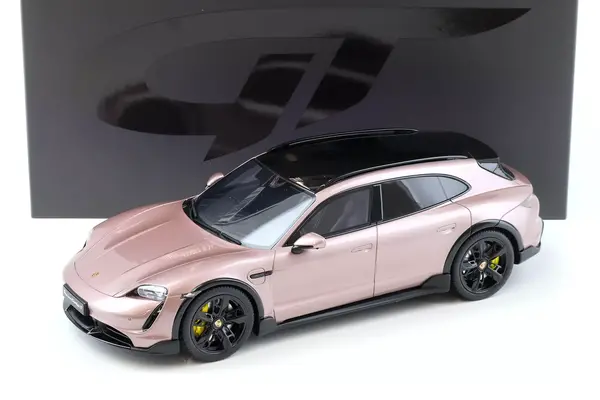 Porsche Porsche Taycan Turbo S Cross Turismo 2022 - 1:18 - GT Spirit Porsche Porsche Taycan Turbo S Cross Turismo 2022 - 1:18 - GT Spirit