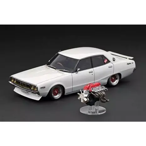 Nissan Nissan Skyline 2000 GT-X (GC110) + L28 Engine - 1:18 - Ignition Model Nissan Nissan Skyline 2000 GT-X (GC110) + L28 Engine - 1:18 - Ignition Model