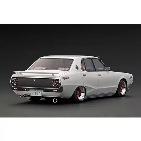Nissan Nissan Skyline 2000 GT-X (GC110) + L28 Engine - 1:18 - Ignition Model Nissan Nissan Skyline 2000 GT-X (GC110) + L28 Engine - 1:18 - Ignition Model
