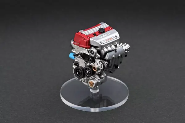 Honda Honda Civic (FD2) Type R + K20A Engine - 1:18 - Ignition Model
