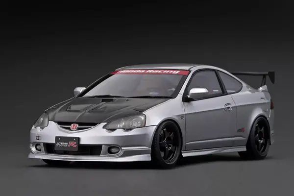 Honda Honda Integra (DC5) Type R - 1:18 - Ignition Model