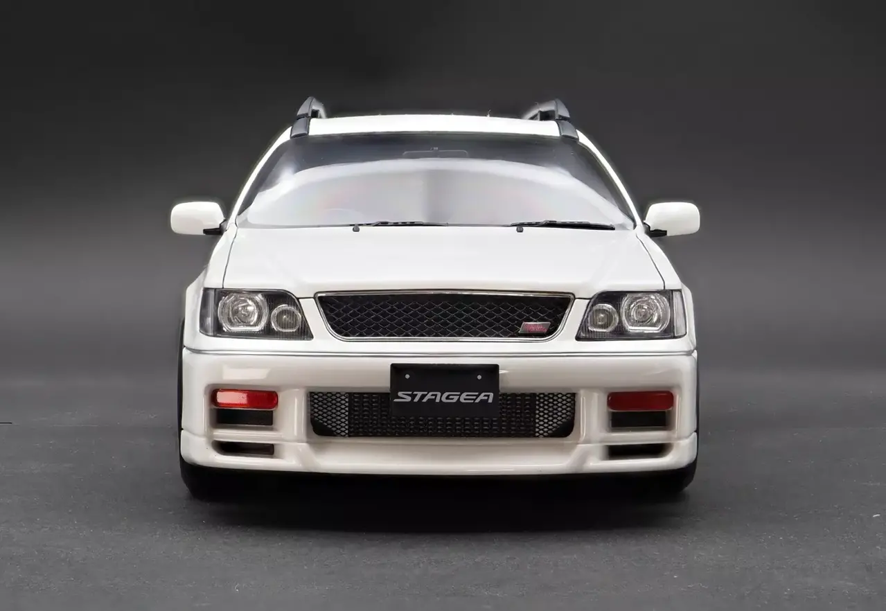 Nissan Nissan Stagea 260RS (WGNC34) + RB26DETT Engine - 1:18 - Ignition Model Nissan Nissan Stagea 260RS (WGNC34) + RB26DETT Engine - 1:18 - Ignition Model