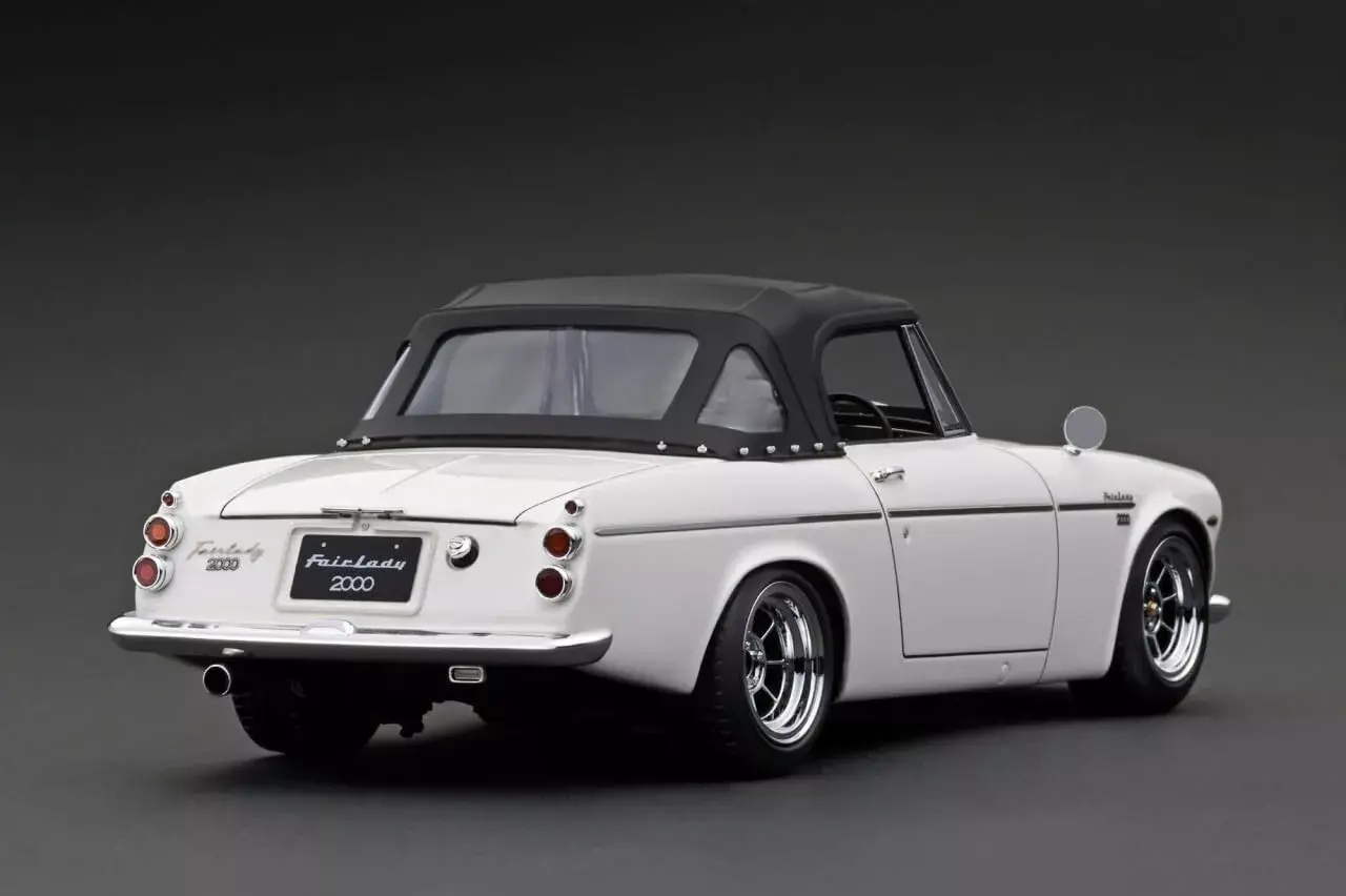 Datsun Datsun Fairlady 2000 (SR311) - 1:18 - Ignition Model
