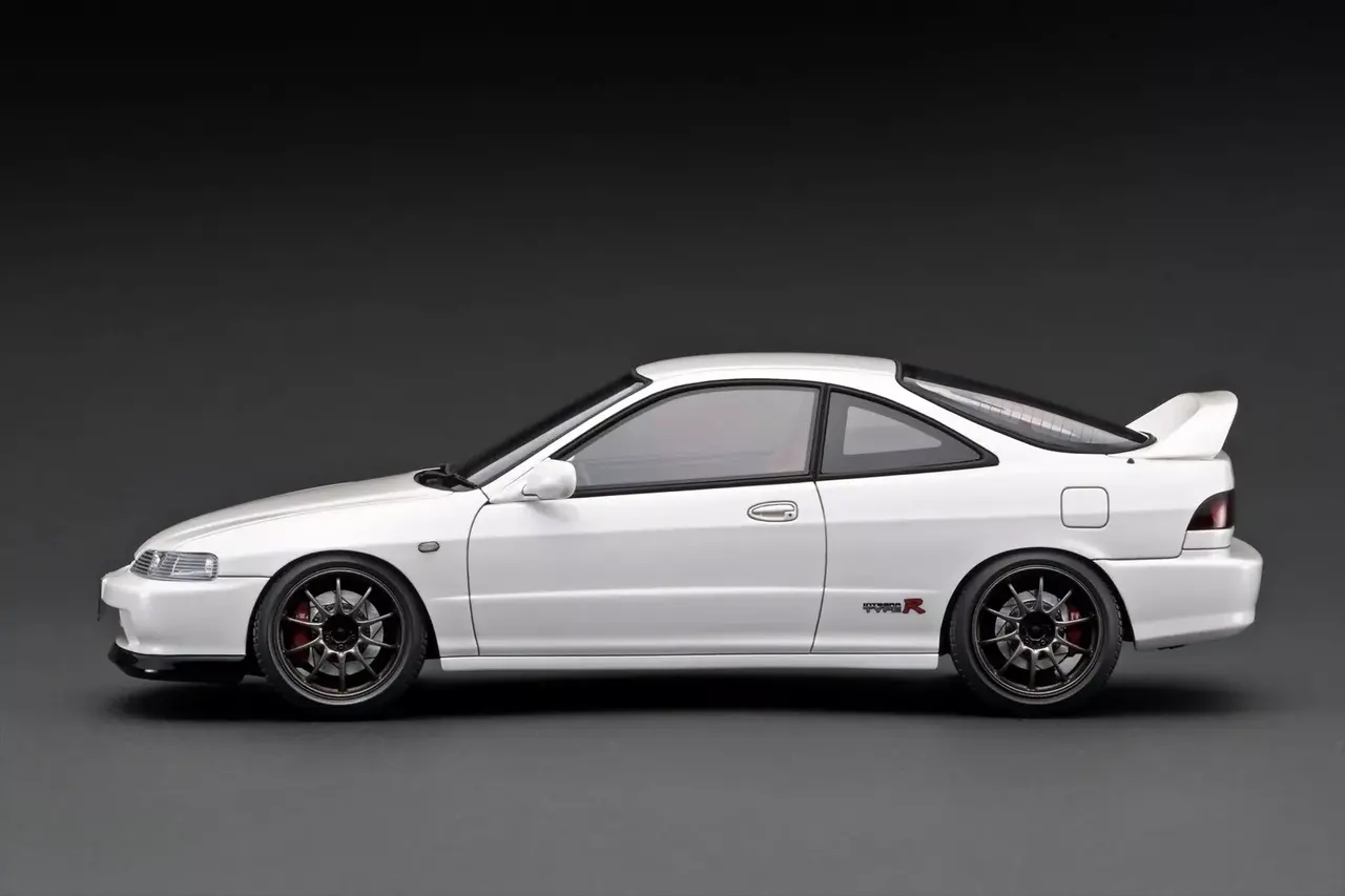 Honda Honda Integra (DC2) Type R + B18C VTEC Engine - 1:18 - Ignition Model